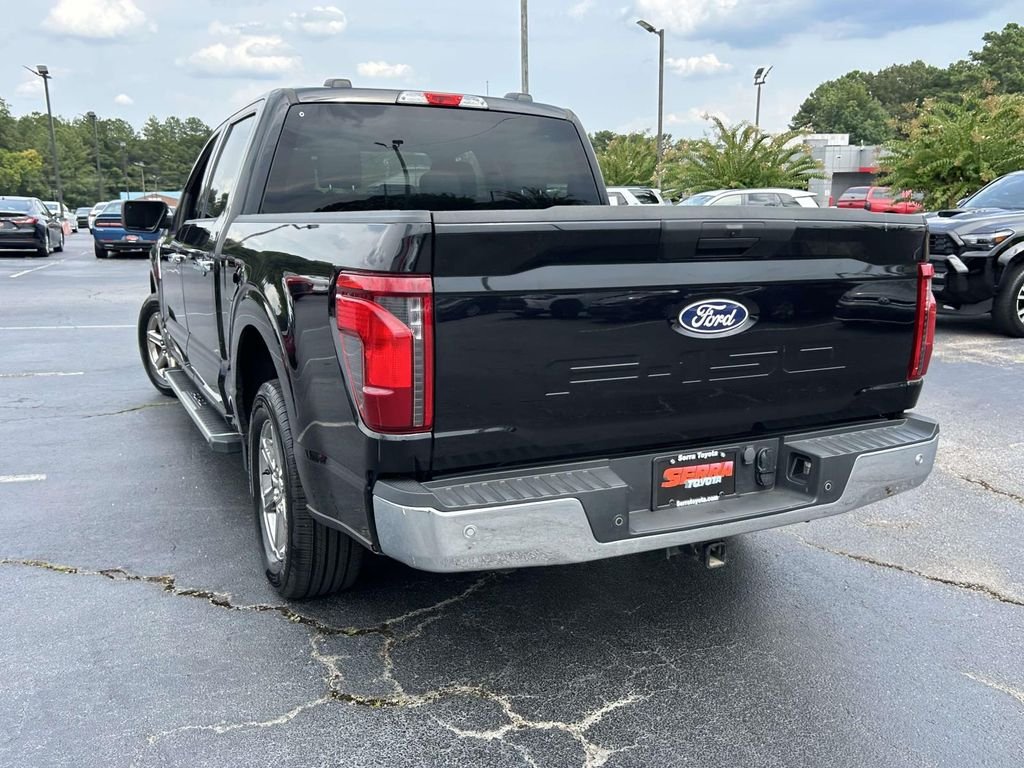 Used 2025 Black Ford XLT image 5