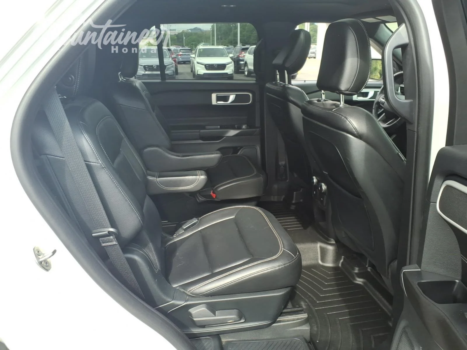 Used 2020 Star White Metallic Tri-Coat Ford XLT image 20