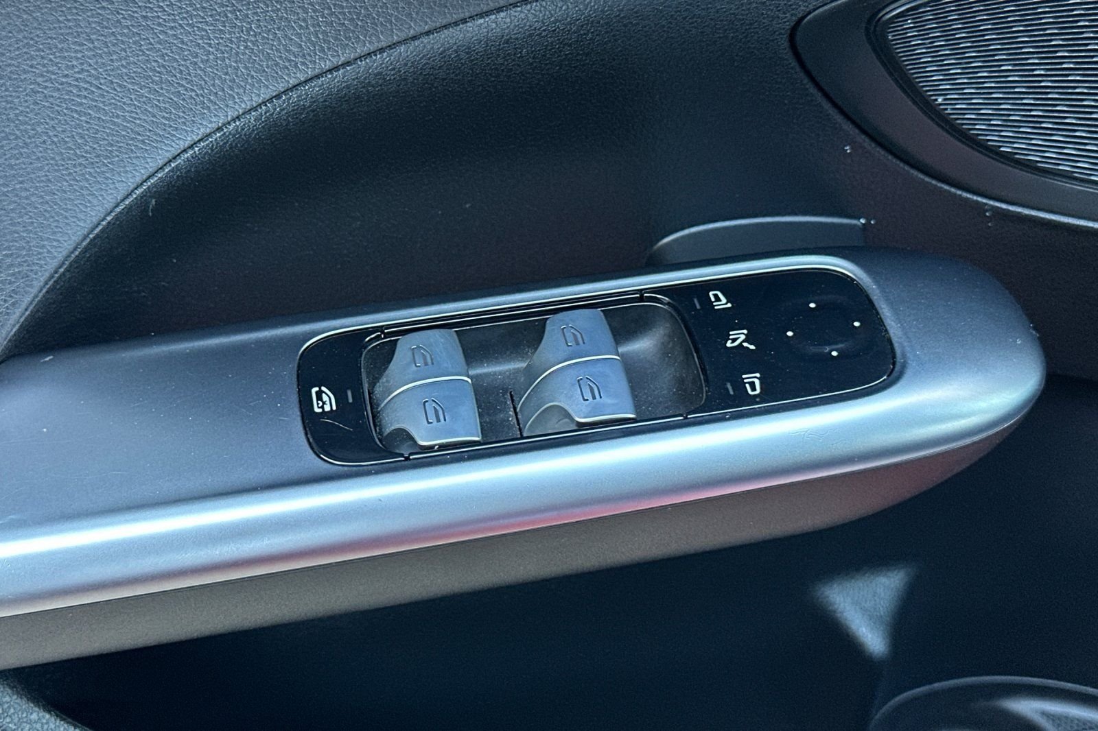 2024 Mercedes-Benz C-Class Sedan C 300 - Photo 23