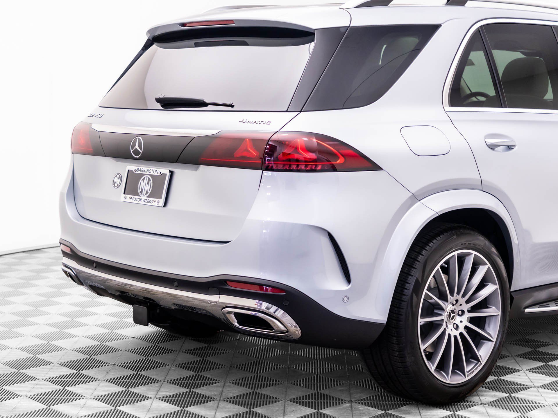 New 2027 Silver Mercedes-Benz GLE 450 image 34