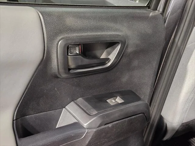 Certified Used 2023 MAGNETIC GRAY MET. Toyota  image 33