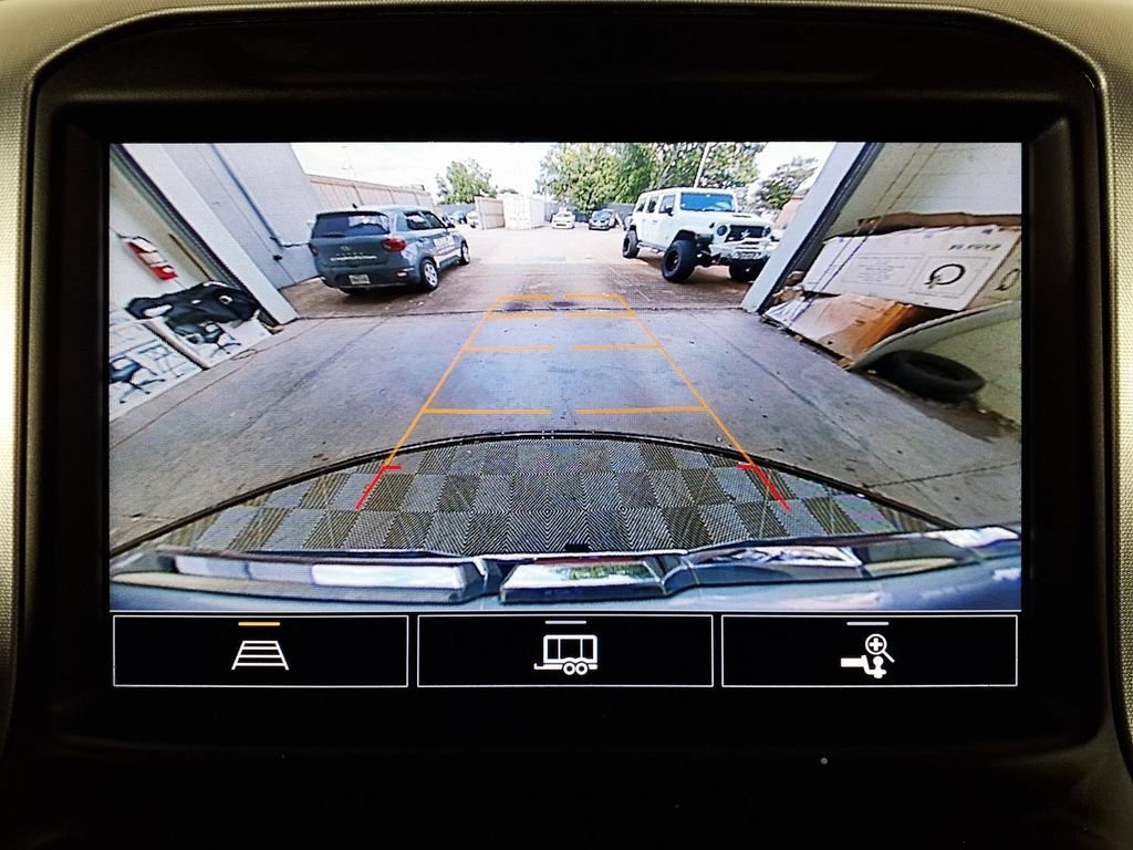 Used 2021 SUMMIT WHITE GMC SLT image 15