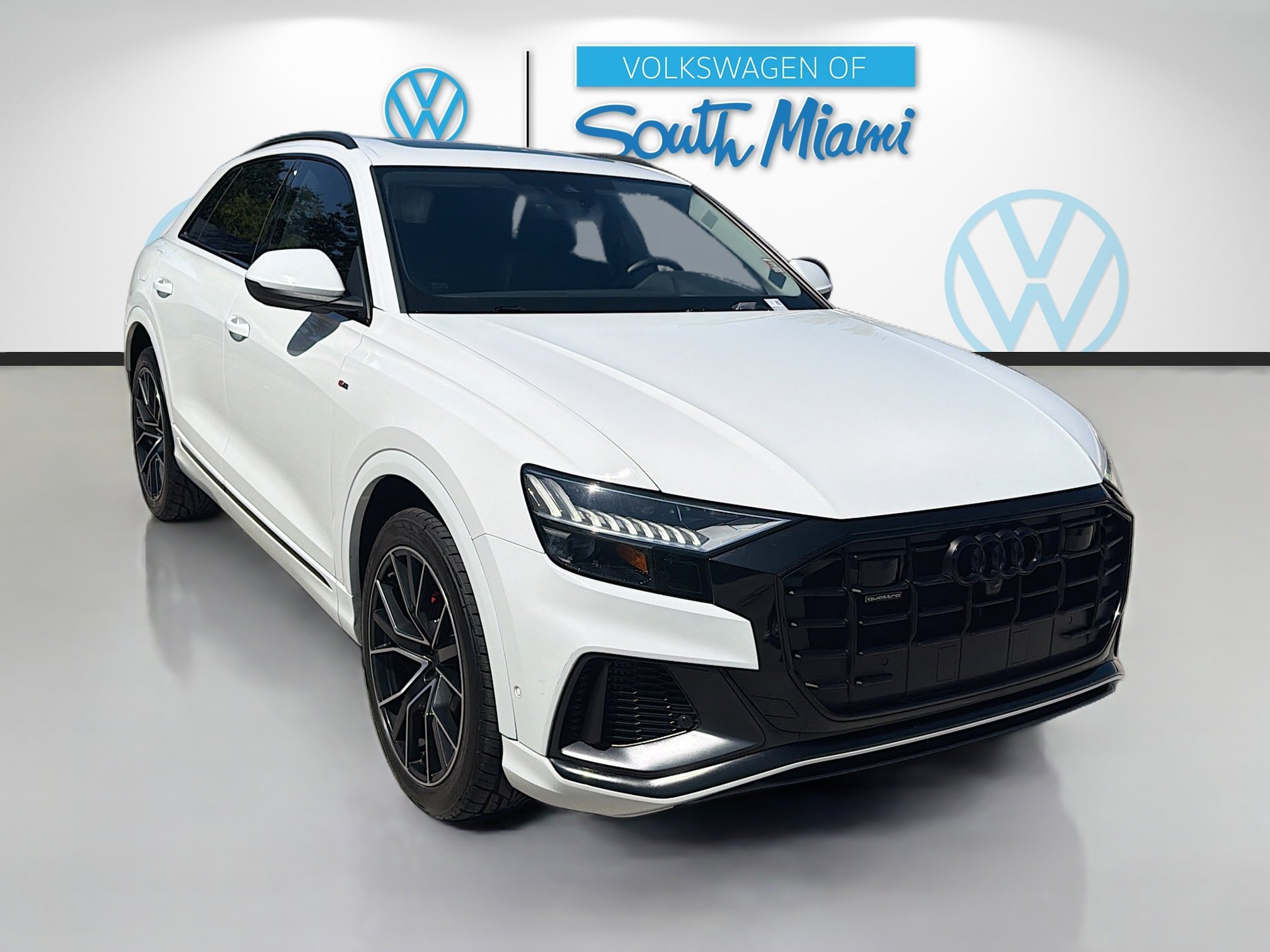 2023 Audi Q8 55 Premium Plus Tiptonic quattro's photo