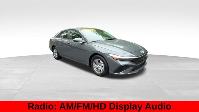 Used 2026 Gray Hyundai SE image 12