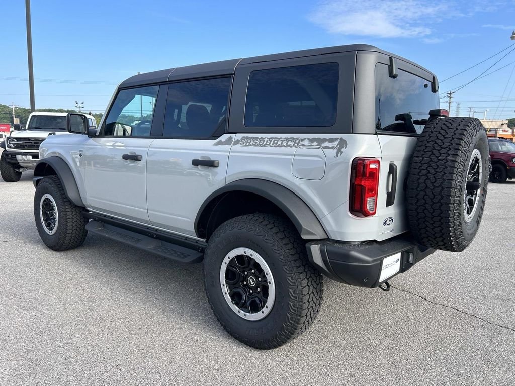 New 2026 Avalanche Gray Ford Big Bend® image 6