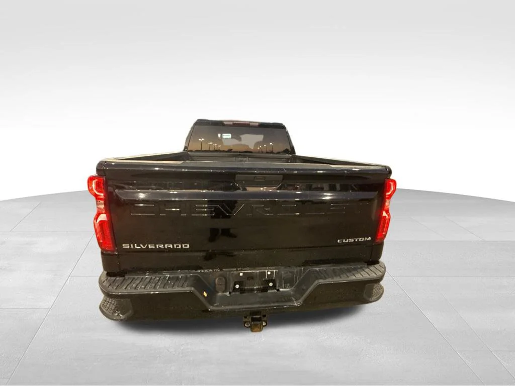 Used 2022 Black Chevrolet Custom image 4