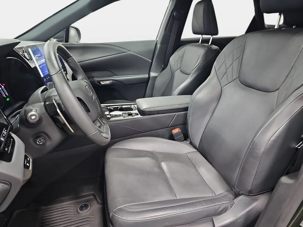 Certified Used 2023 Green Lexus 350h Premium image 17