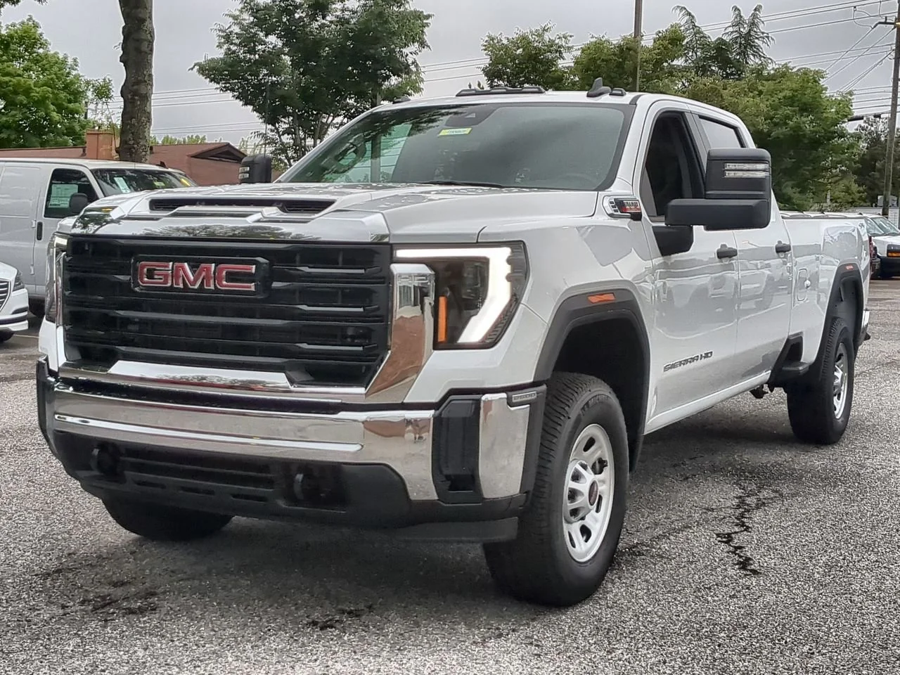 New 2026 Summit White GMC Pro image 4