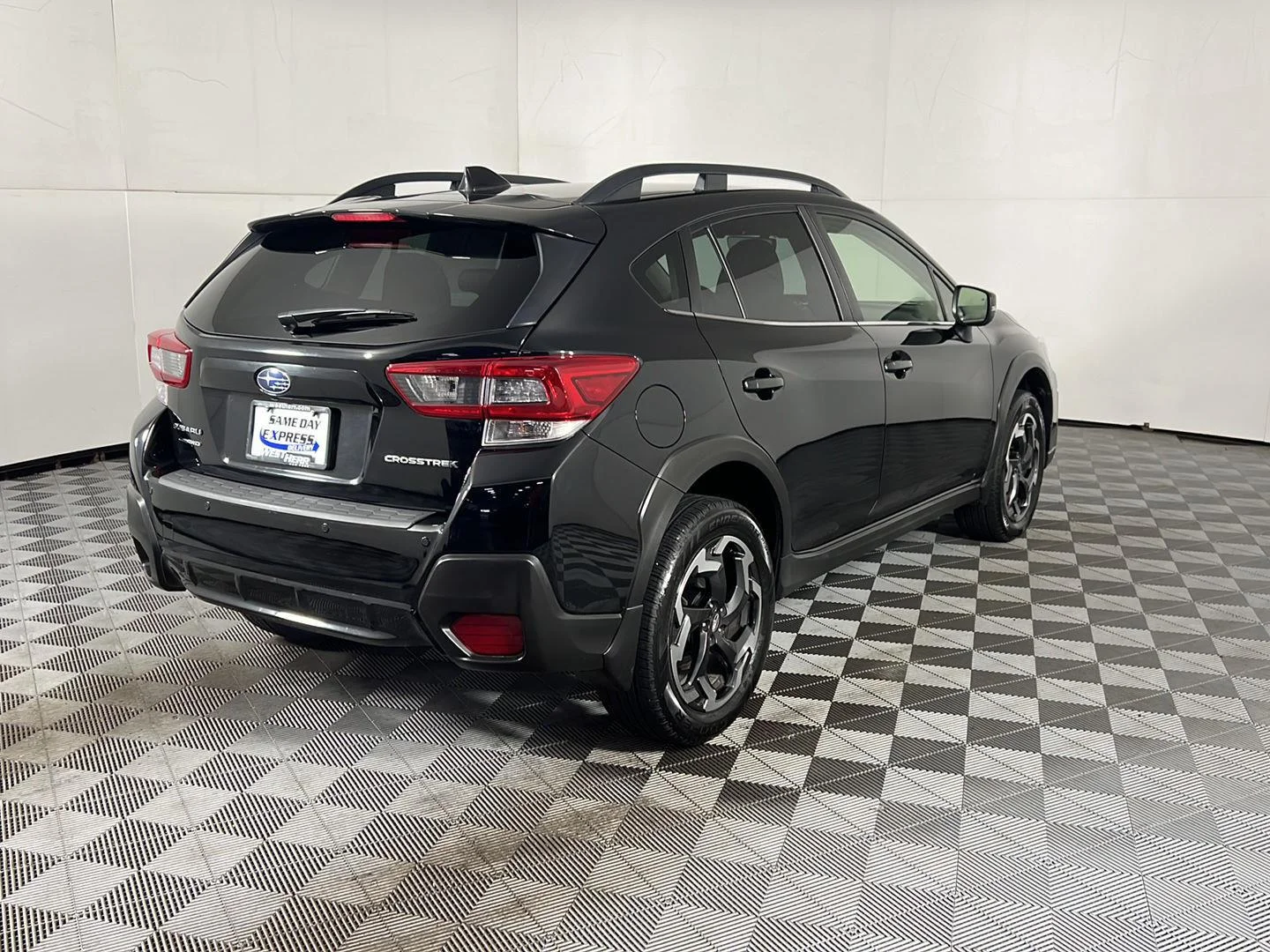 Used 2023 Crystal Black Silica Subaru Limited image 28
