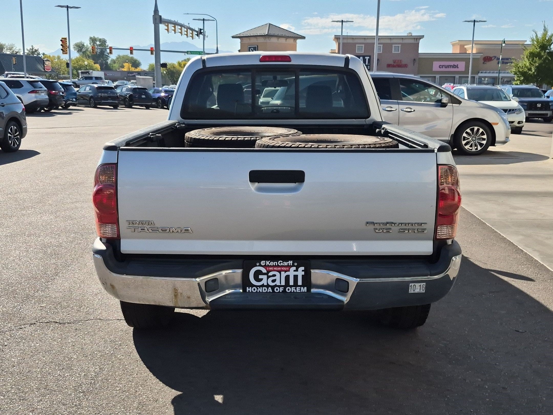 Used 2006 Silver Toyota PreRunner image 4
