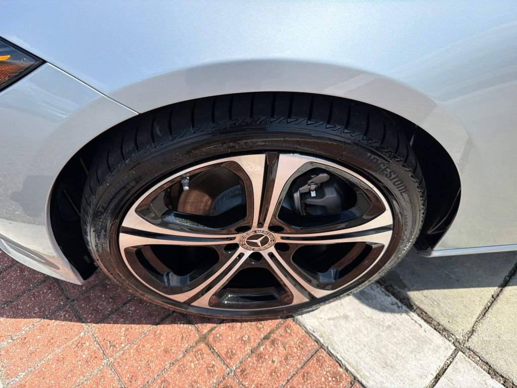 Used 2022 Silver Mercedes-Benz C 300 image 9