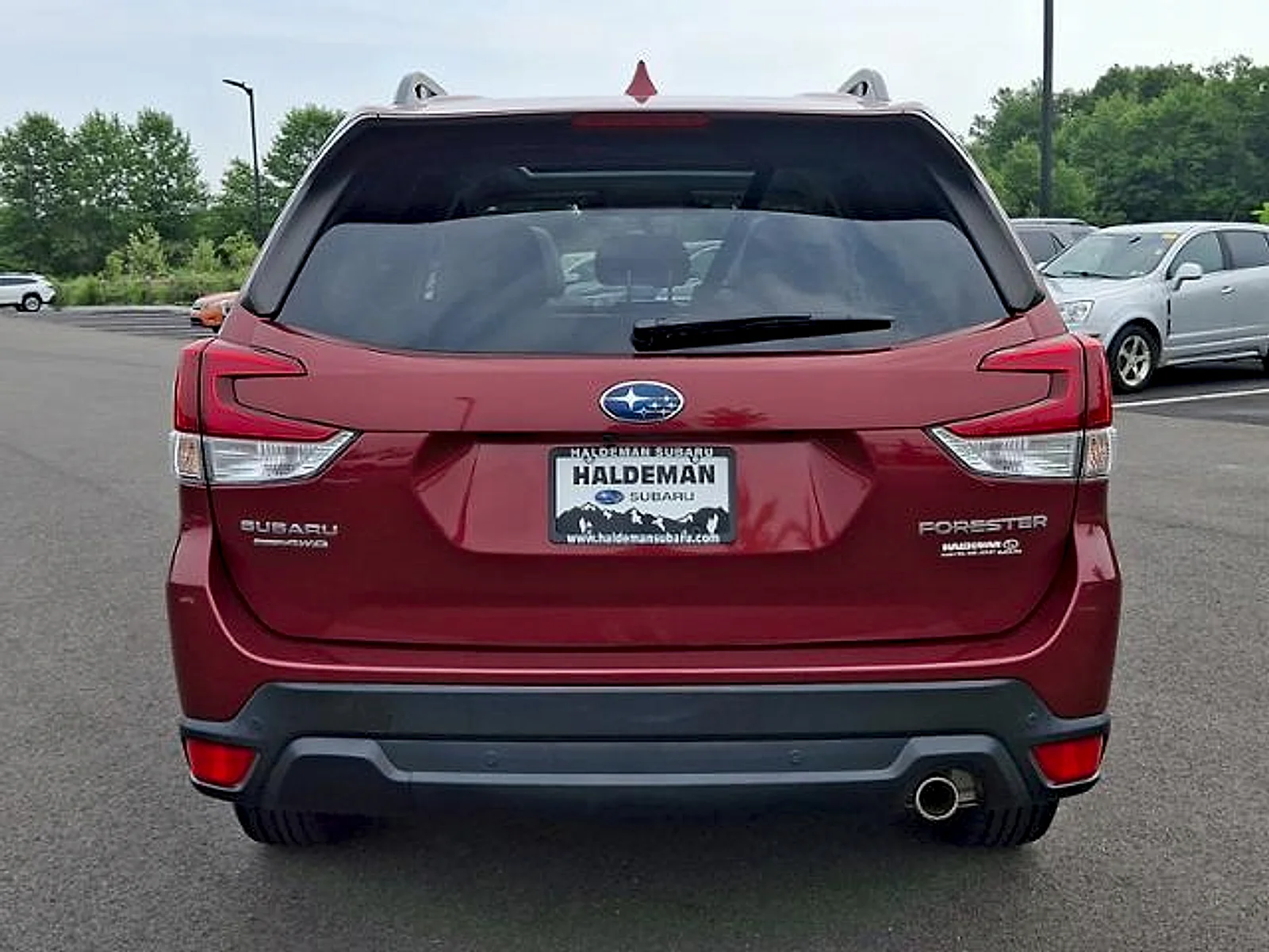 Used 2022 Crimson Red Pearl Subaru Limited image 6