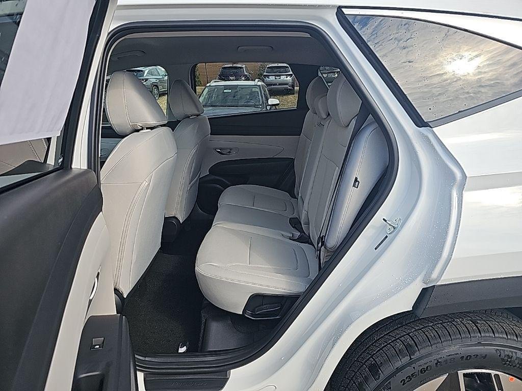 New 2026 White Hyundai SEL AWD image 27