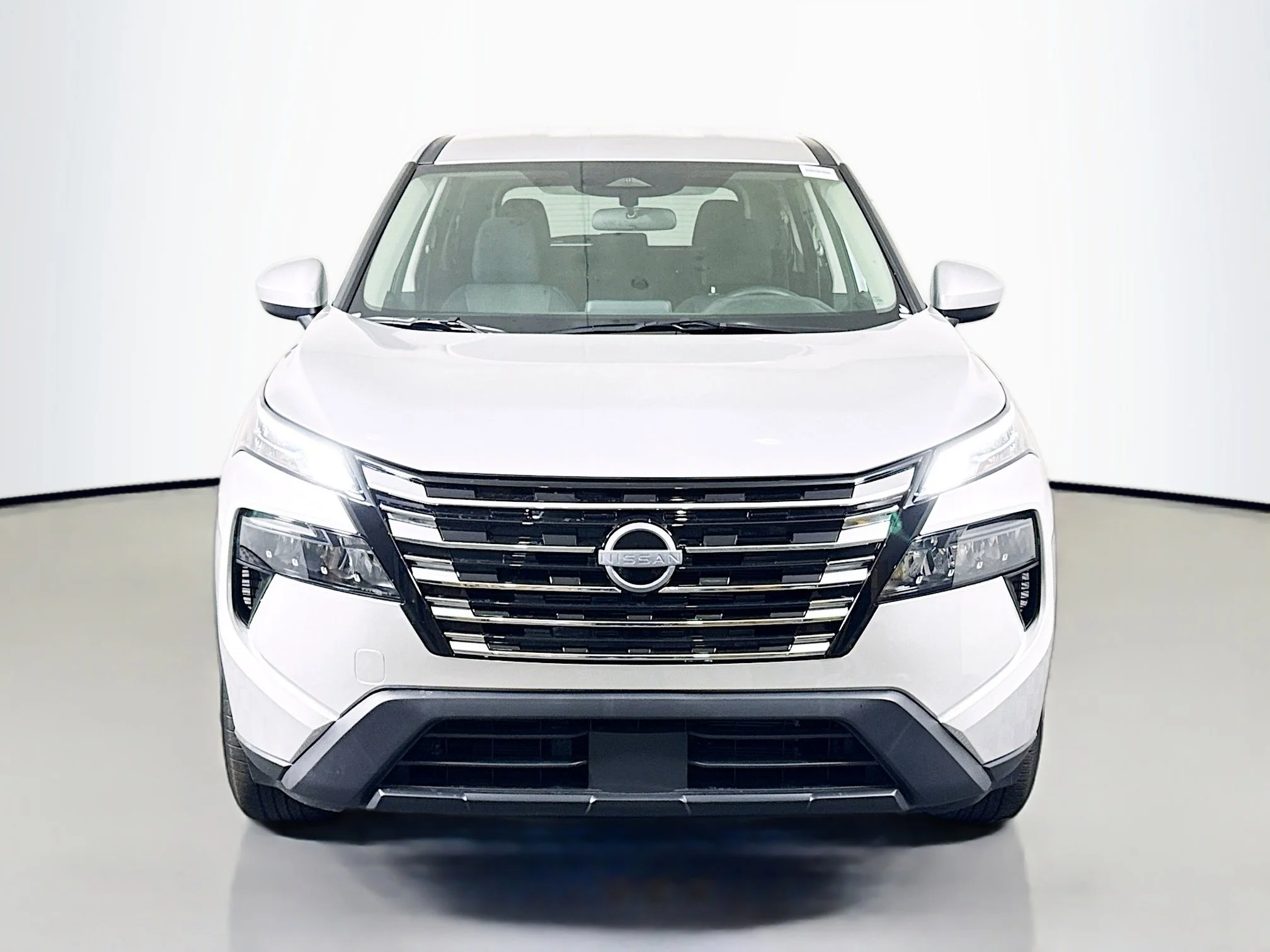 Used 2025 Brilliant Silver Metallic Nissan SV image 2