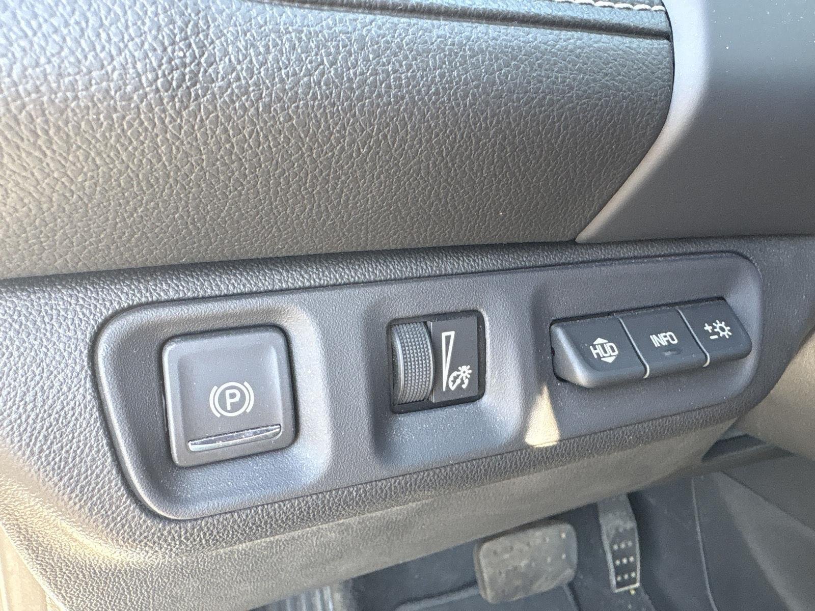 Used 2021 Summit White GMC Denali image 8