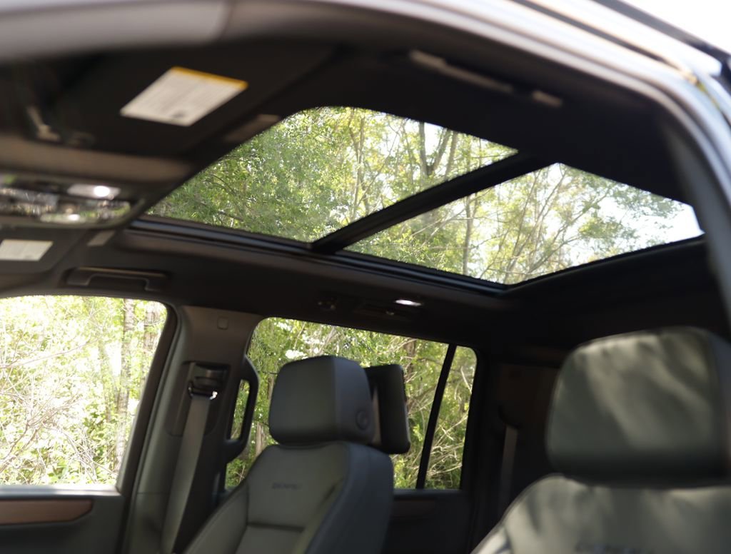 2026 GMC Yukon XL Denali - Photo 26