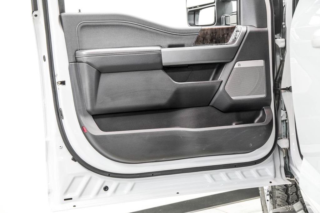 Used 2026 White Ford Lariat image 39