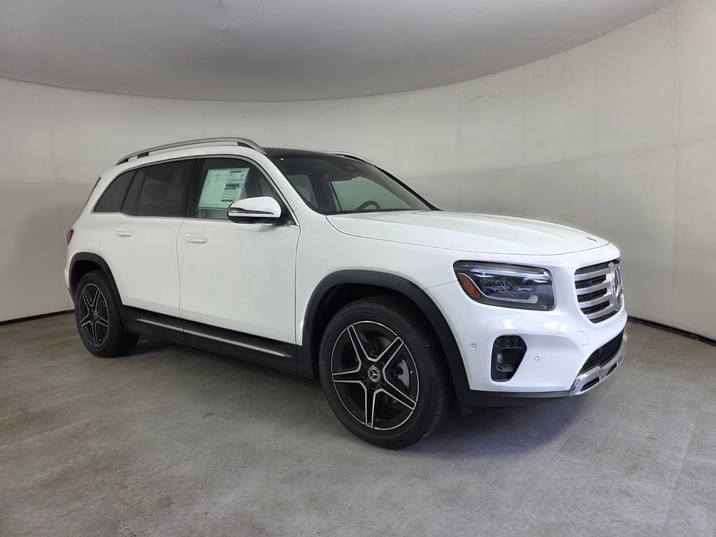 New 2026 Polar White Mercedes-Benz GLB 250 image 17