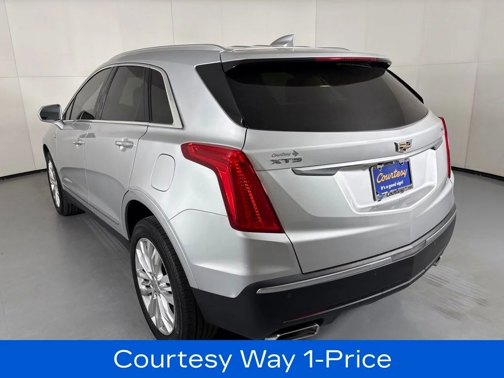 Used 2018 Silver Cadillac Premium Luxury image 9