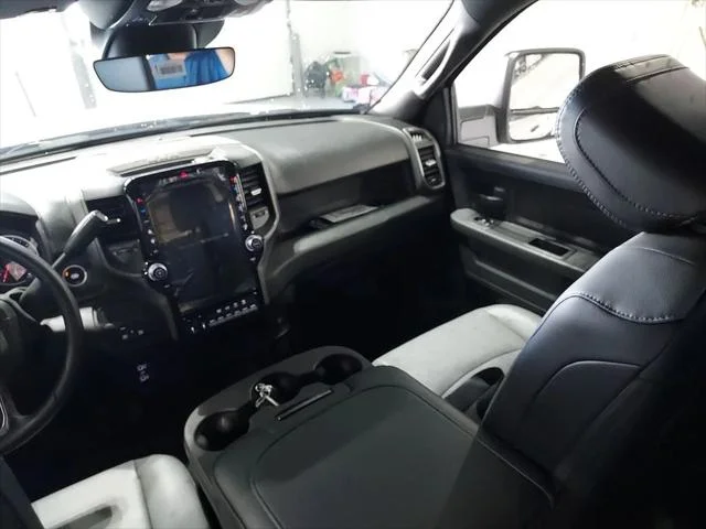 2026 RAM 3500 Tradesman - Photo 11