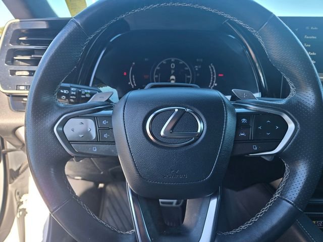 Used 2024 White Lexus 500h F SPORT Performance image 20