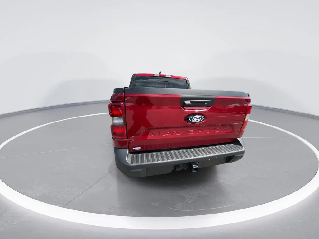 Used 2025 Red Ford Lariat image 7