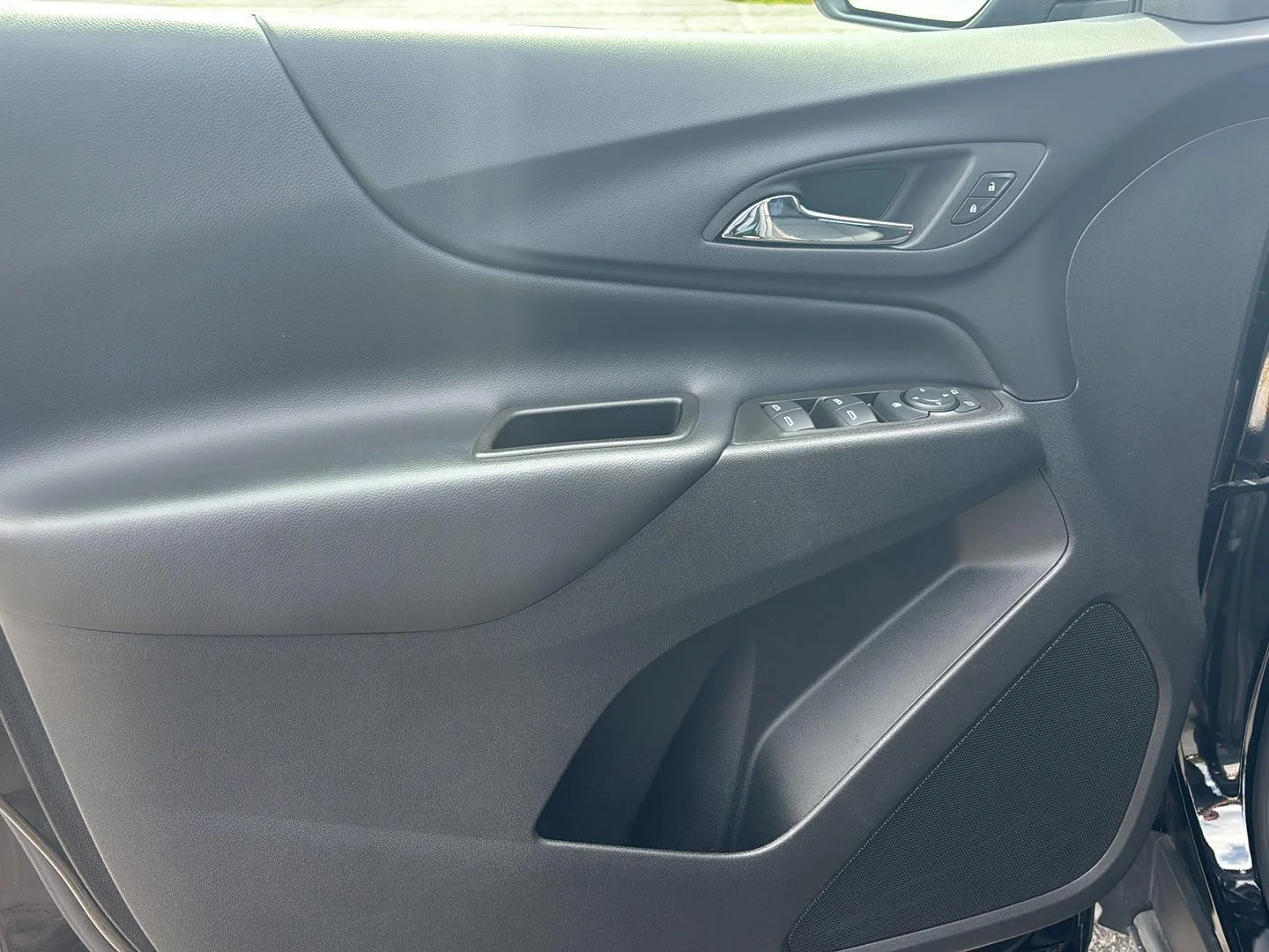 Used 2023 Mosaic Black Metallic Chevrolet LT image 15