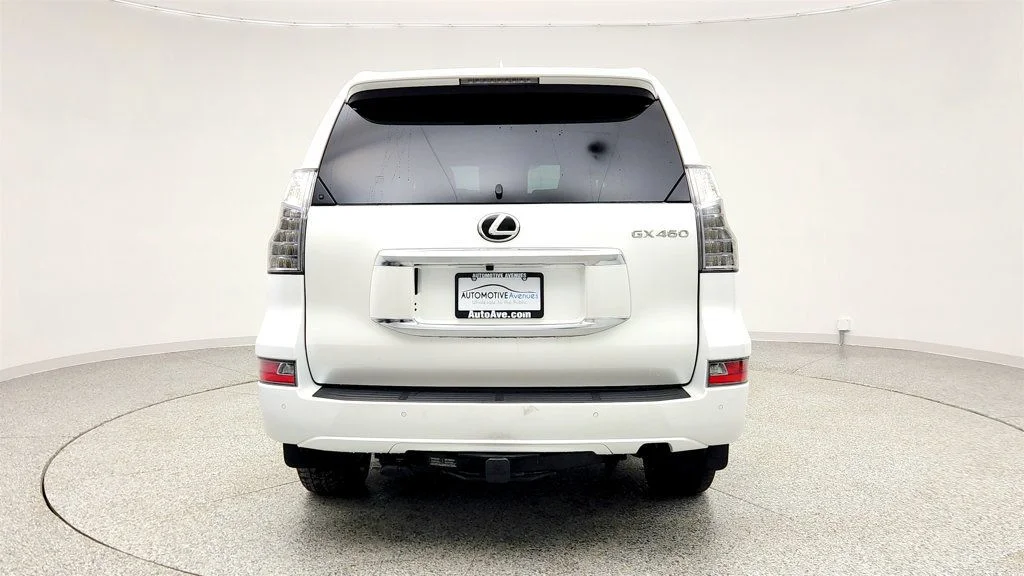 Used 2023 Eminent White Pearl Lexus GX 460 Premium 4WD with Plus Package, Tow Hitch & Heated SW image 6