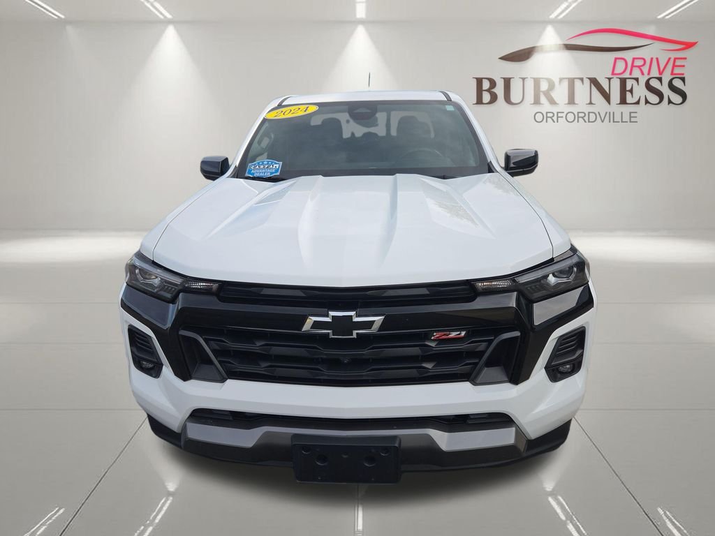 Used 2024 White Chevrolet Z71 image 3