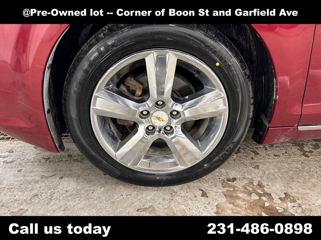 Used 2011 Red Jewel Tintcoat Chevrolet LT w/1LT image 11