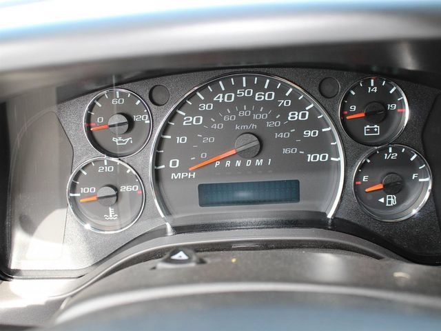 2026 Chevrolet Express Cargo Work Van - Photo 10