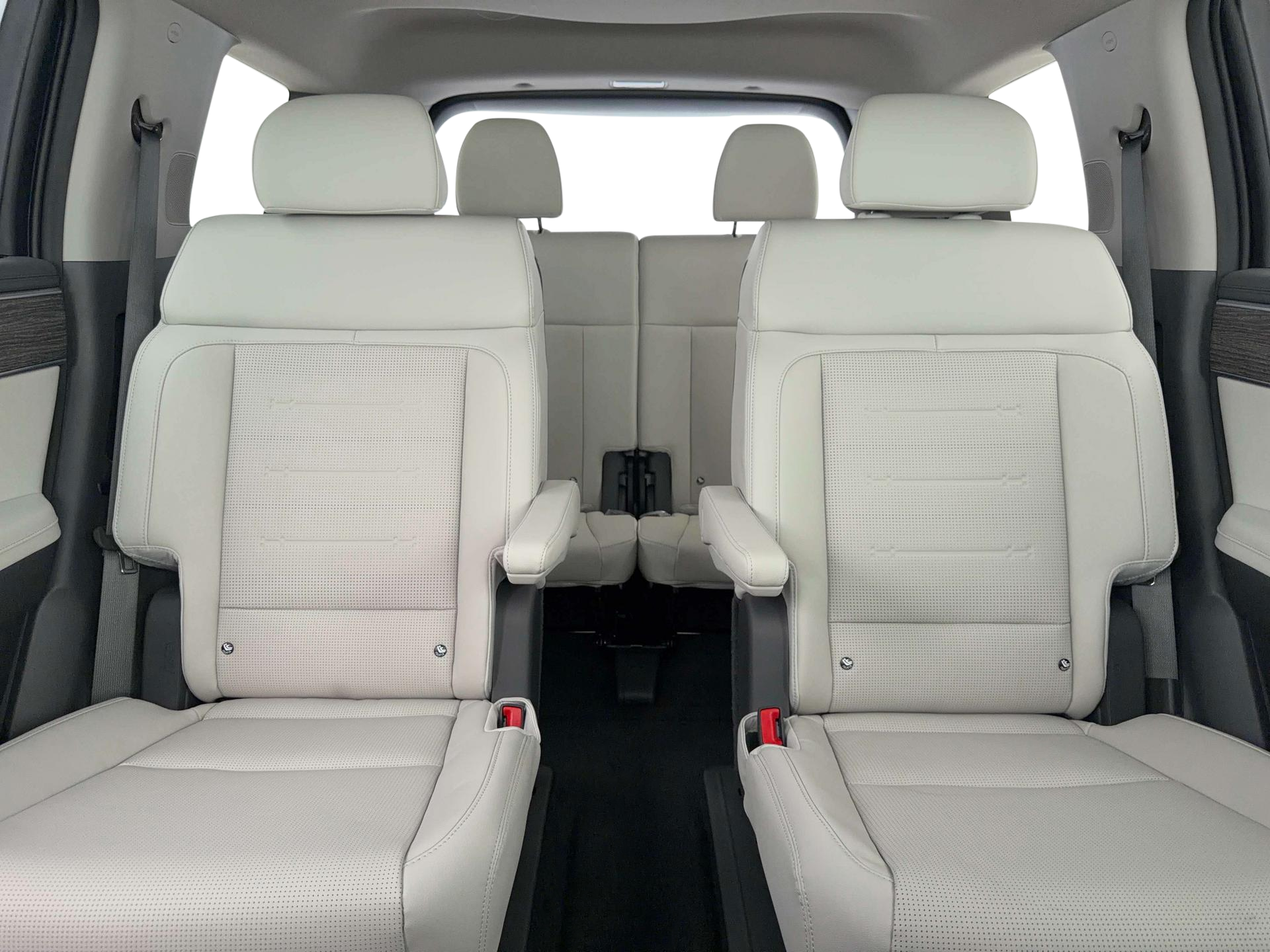 New 2026 Hampton Gray Hyundai Limited image 16