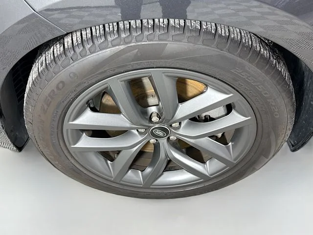 Certified Used 2026 Gray Land Rover Dynamic SE image 33