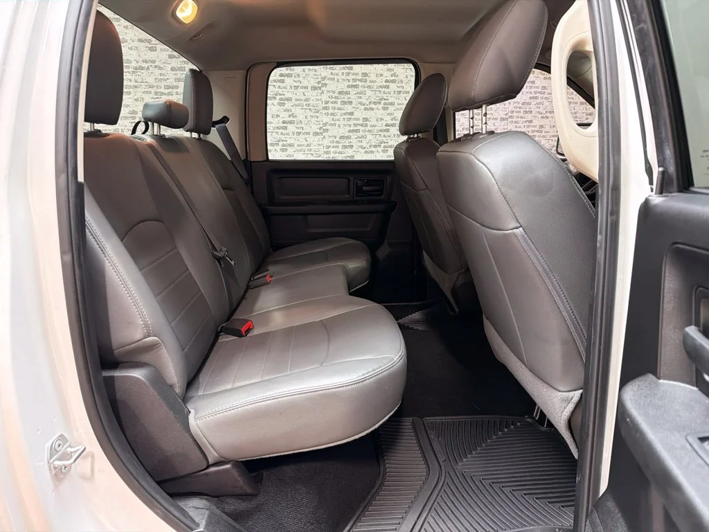 Used 2019 Bright White Clearcoat Ram Express image 11