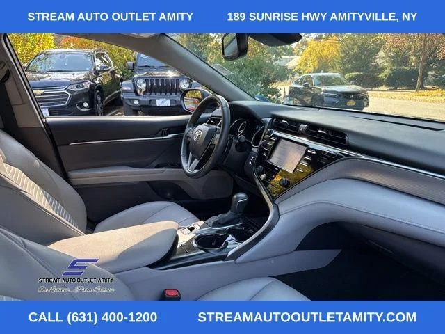 Used 2020 Gray Toyota SE image 14