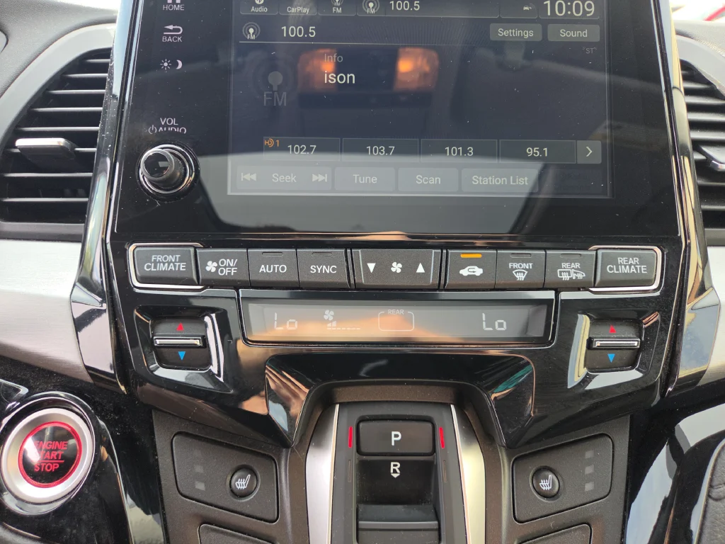 Used 2024 Gray Honda Touring image 19