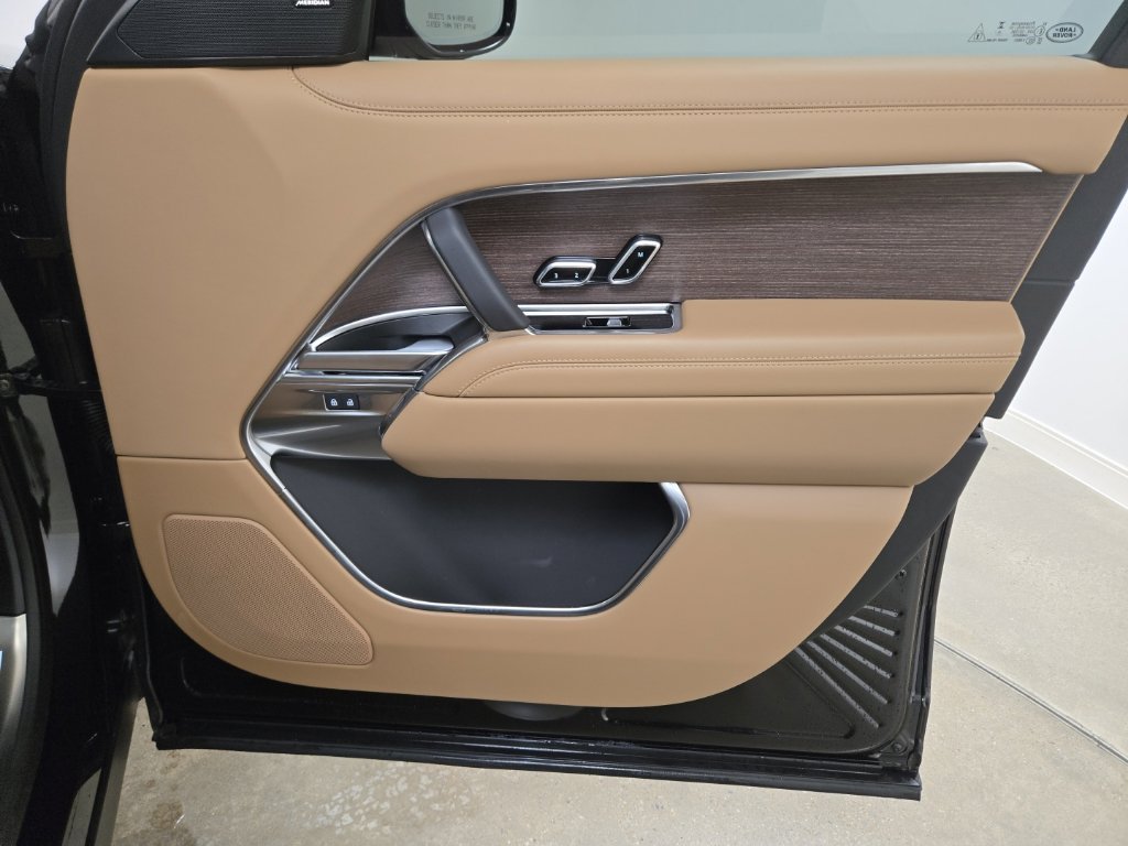 2026 Land Rover Range Rover SE - Photo 29