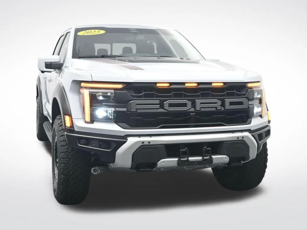 Used 2025 White Ford Raptor image 3