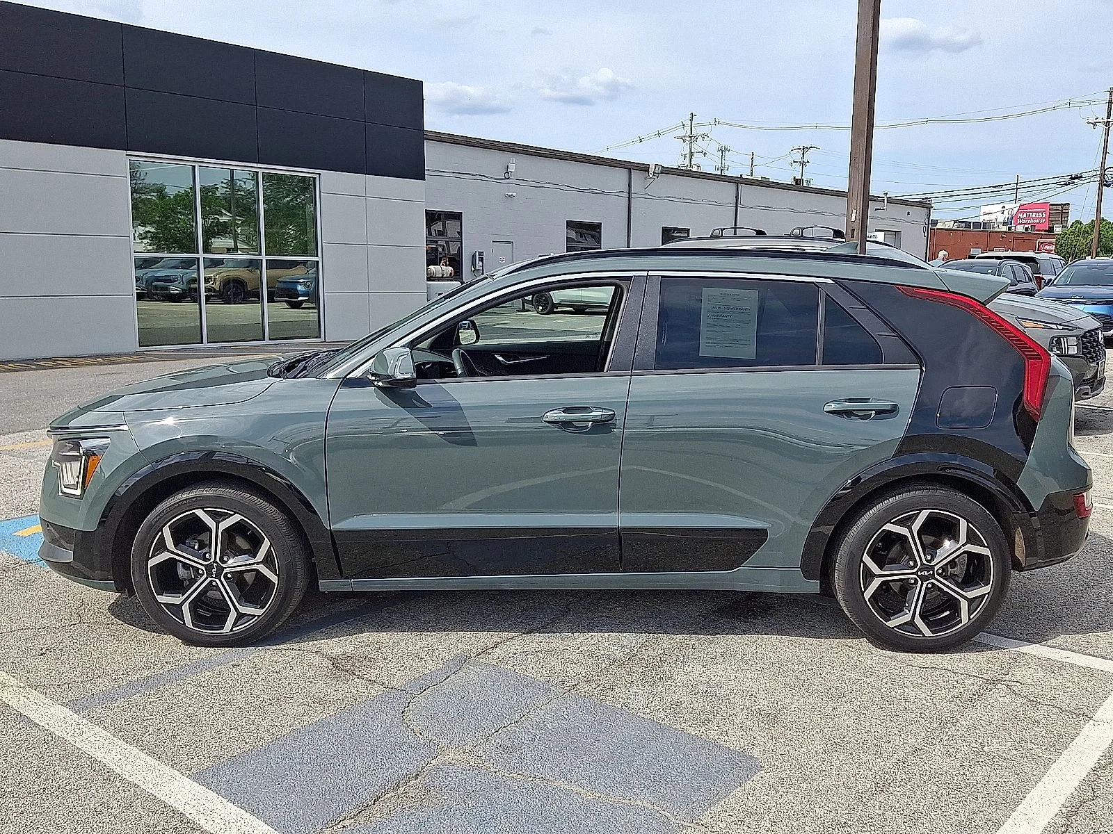 Certified Used 2023 Green Kia SX Touring image 4