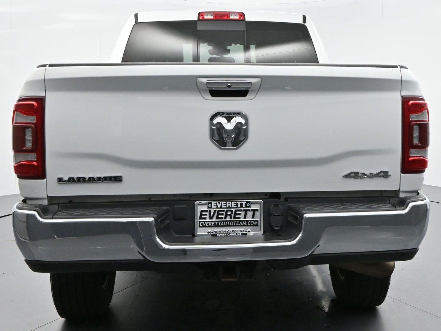 Used 2022 Bright White Clearcoat Ram Laramie image 5