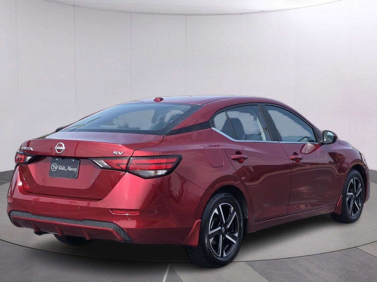 Used 2024 Scarlet Ember Tintcoat Nissan SV image 5