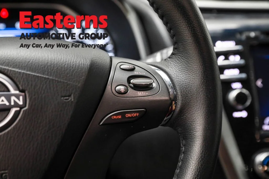 Used 2023 Gray Nissan SV image 16
