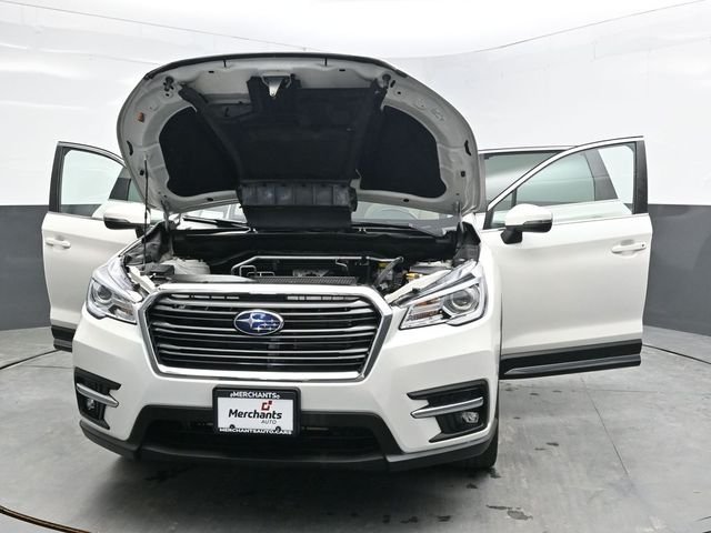 Used 2020 White Subaru Limited image 43