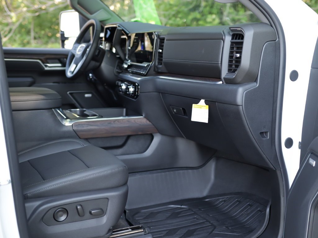 2026 GMC Sierra 2500HD SLT - Photo 33