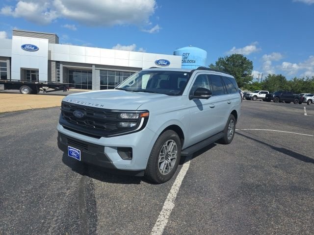 Used 2025 Gray Ford Active image 7