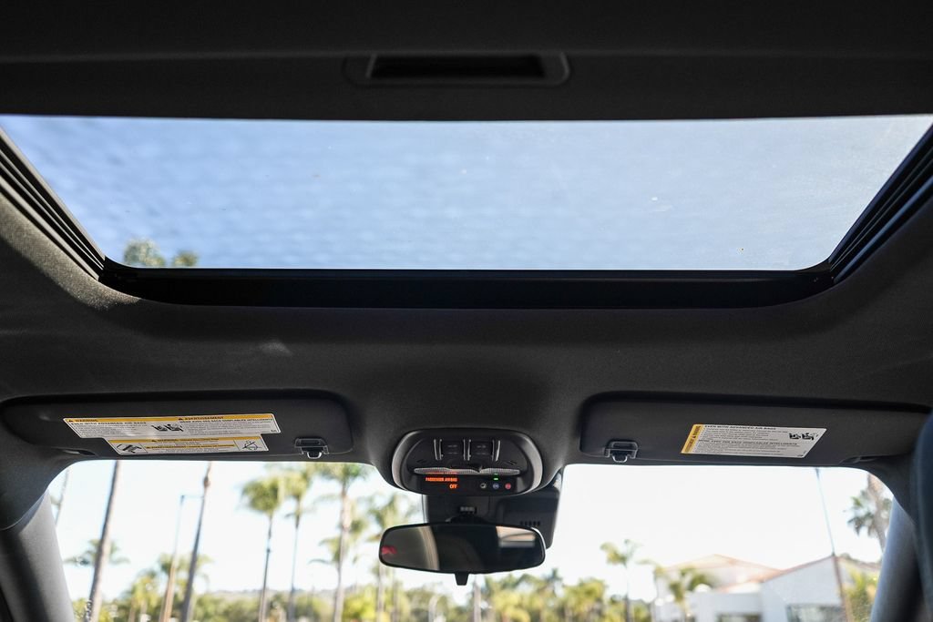 2026 Chevrolet Trax RS - Photo 14