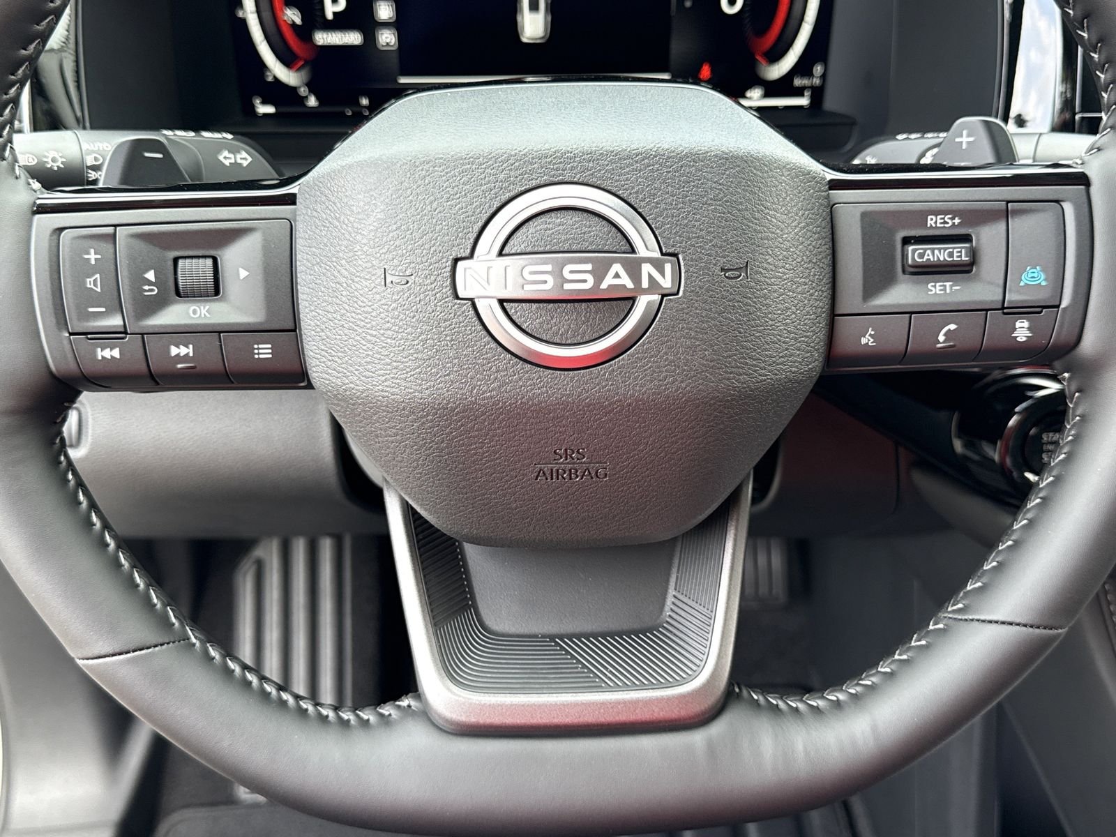 New 2026 White Nissan SL image 11