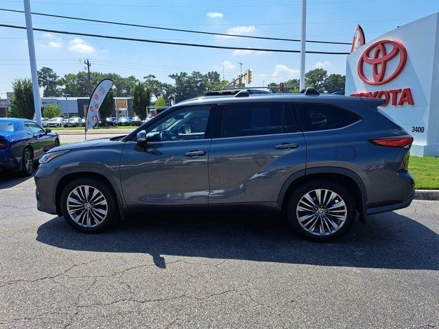Used 2020 Gray Toyota Platinum image 12