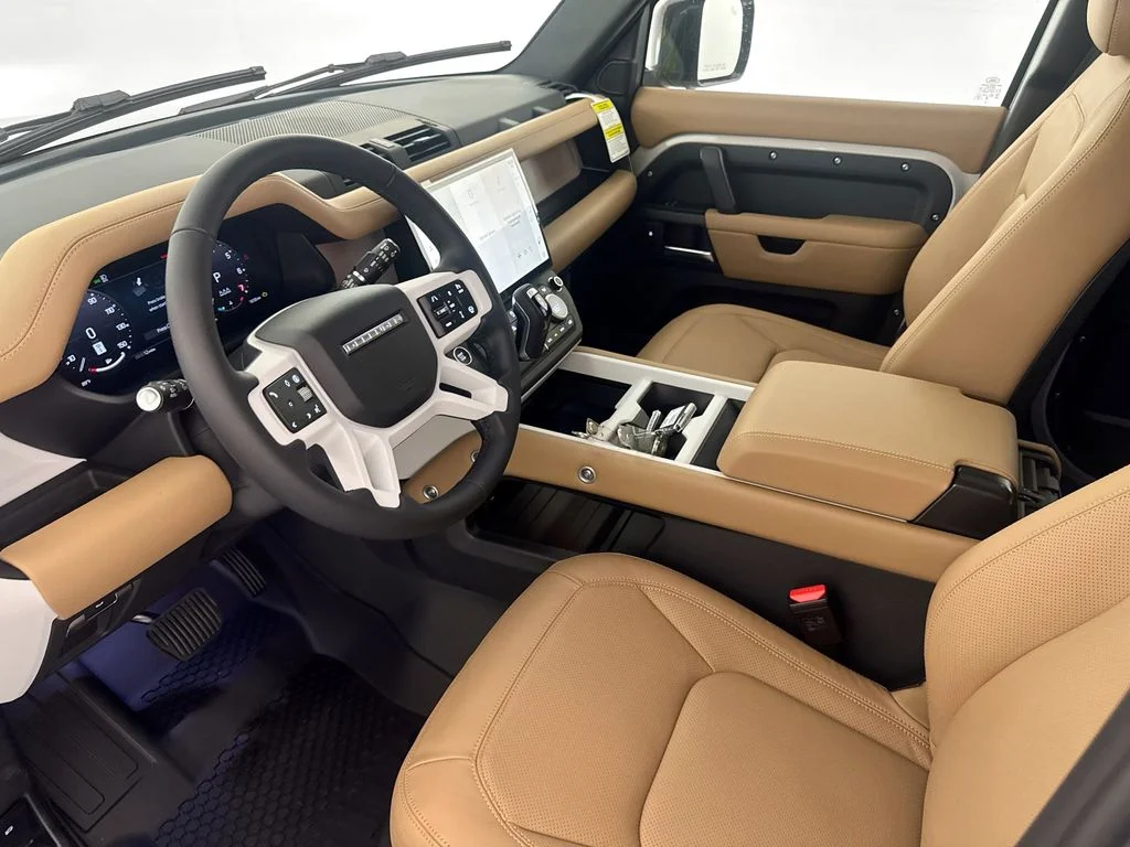 New 2026 Borasco Grey Land Rover X-Dynamic SE image 9