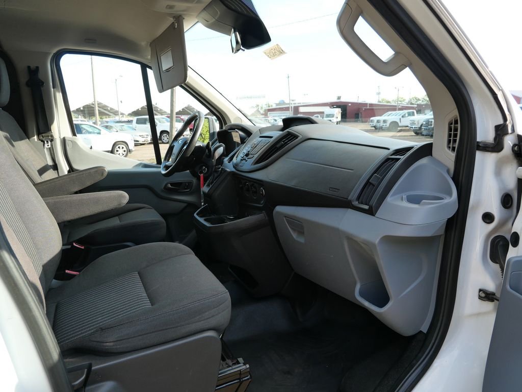 Used 2015 White Ford Base image 11